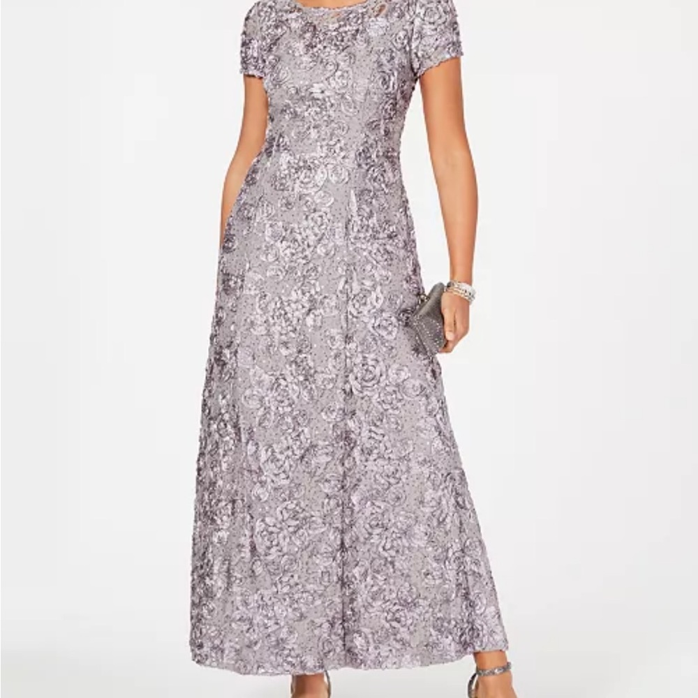 Elegant Evening dress Mother of the bride dress Gown